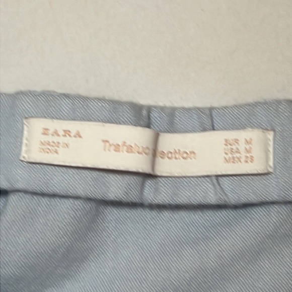 Zara Trafaluc Off The Shoulder Blue Blouse Red Floral Embroidery Size M Boho - Picture 4 of 6